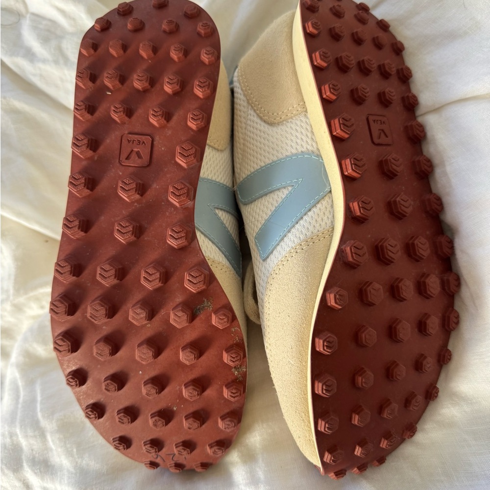 NEW Veja Rio Branco Alveomesh Sneaker women size 7 cream gravel steel MINT - Picture 6 of 11